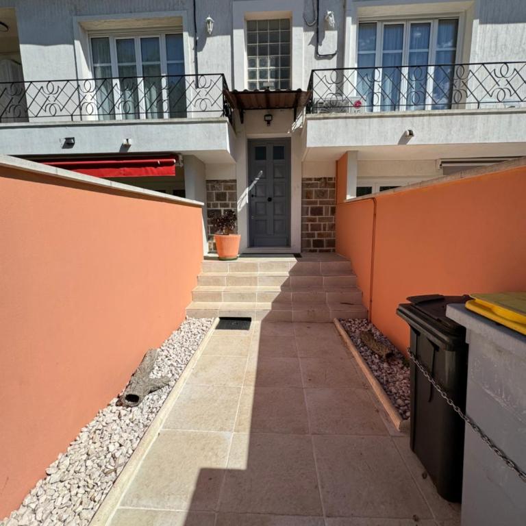 R1G-120 m plage-2 ch-jardin - Appartement 2 Chambres - 34