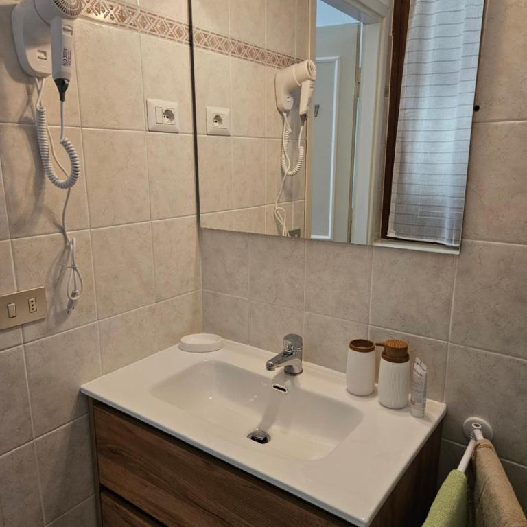 Vista Lago - Appartamento con 1 Camera da Letto - 21