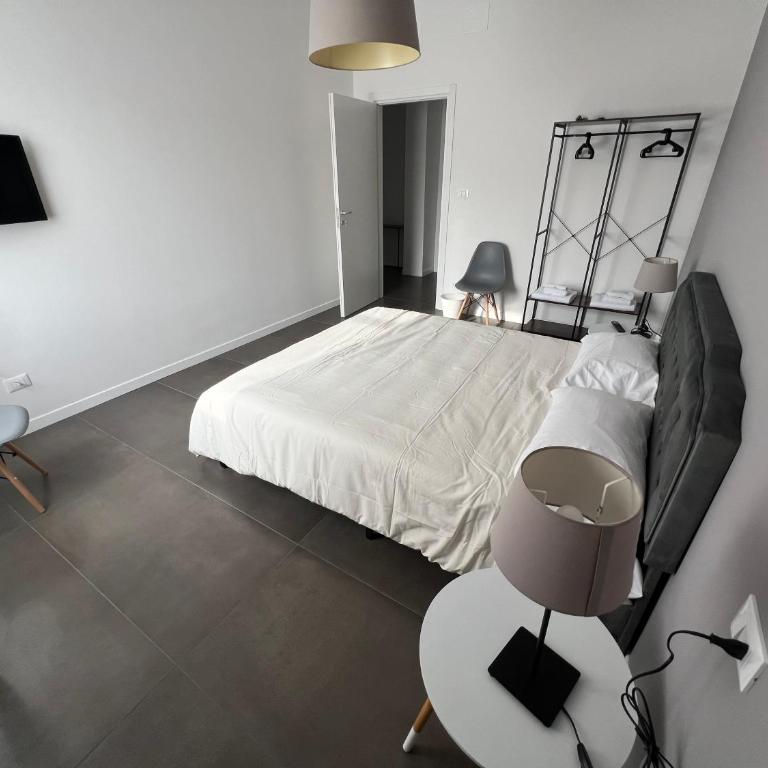 ManaroomsMasini - Superior King Room - 6