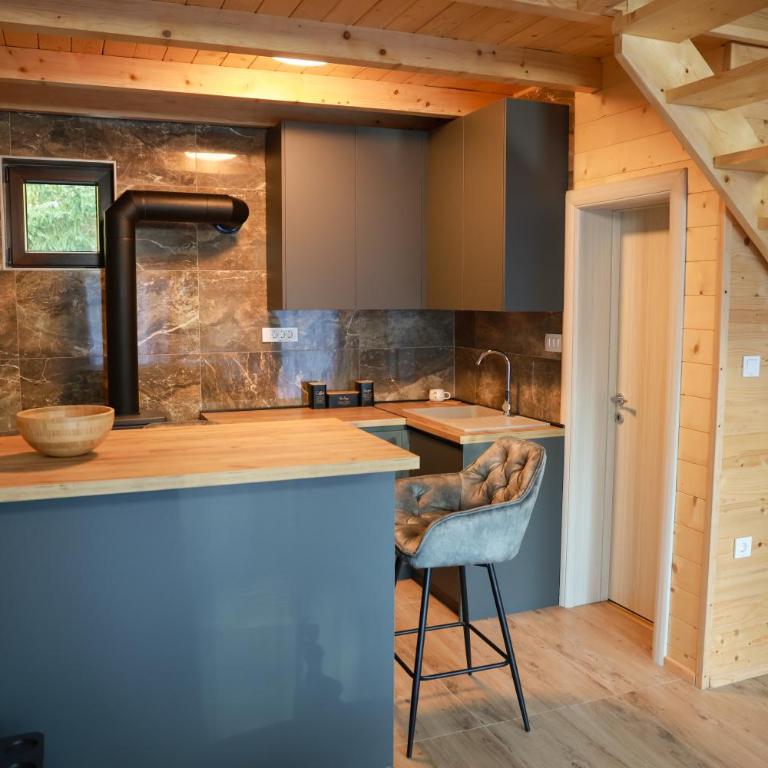Wild Lodges - Two-Bedroom House - 6