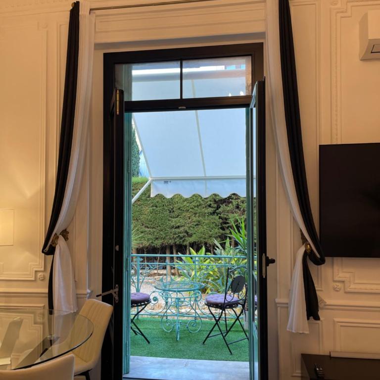 Appartement Belle Époque cœur de ville -AC- - Appartement 1 Chambre - 11