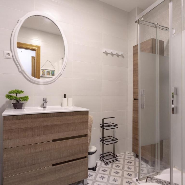 -MalagaSunApts-Estudio Picasso Capuchinos - Estudio - 4