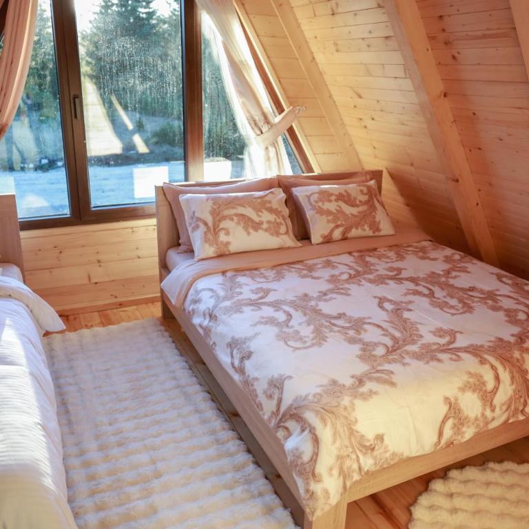 Wild Lodges - Two-Bedroom House - 31