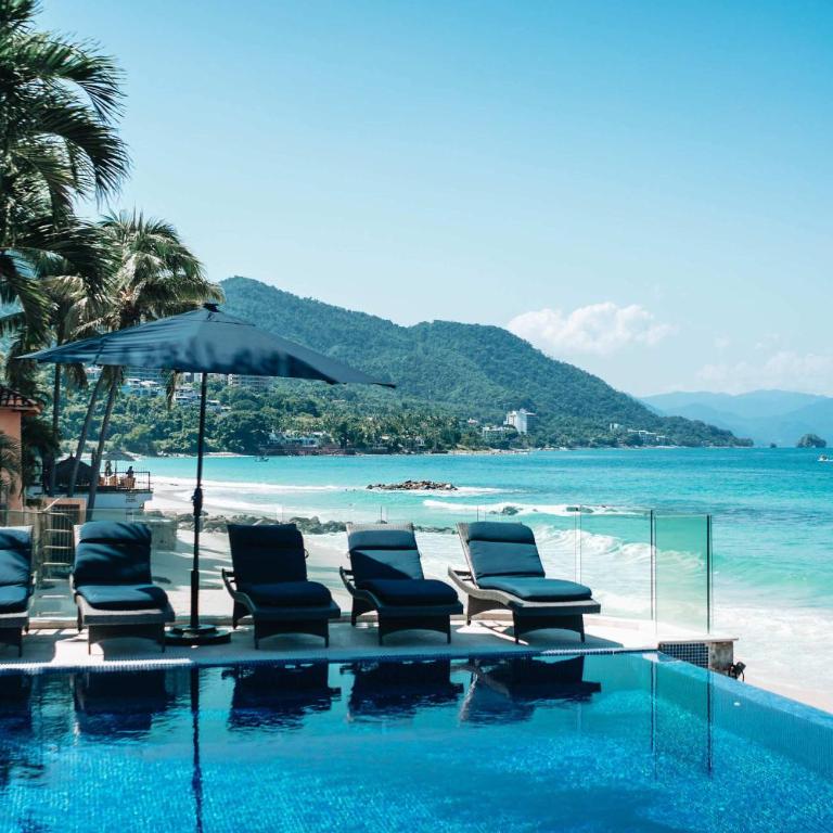 Full Floor Beachfront Luxury Apartment - Apartamento - 47