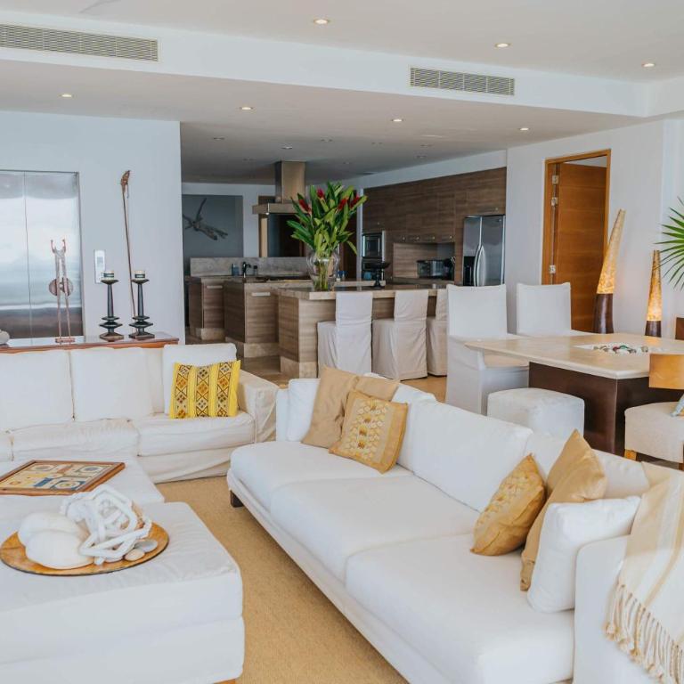 Full Floor Beachfront Luxury Apartment - Apartamento - 16