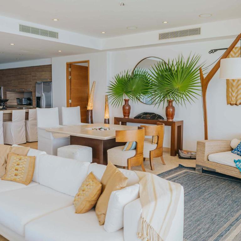 Full Floor Beachfront Luxury Apartment - Apartamento - 17