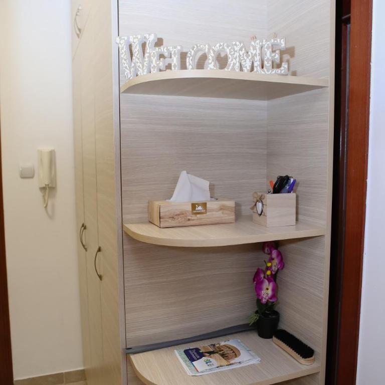 Iva Lux stan na dan - One-Bedroom Apartment - 26