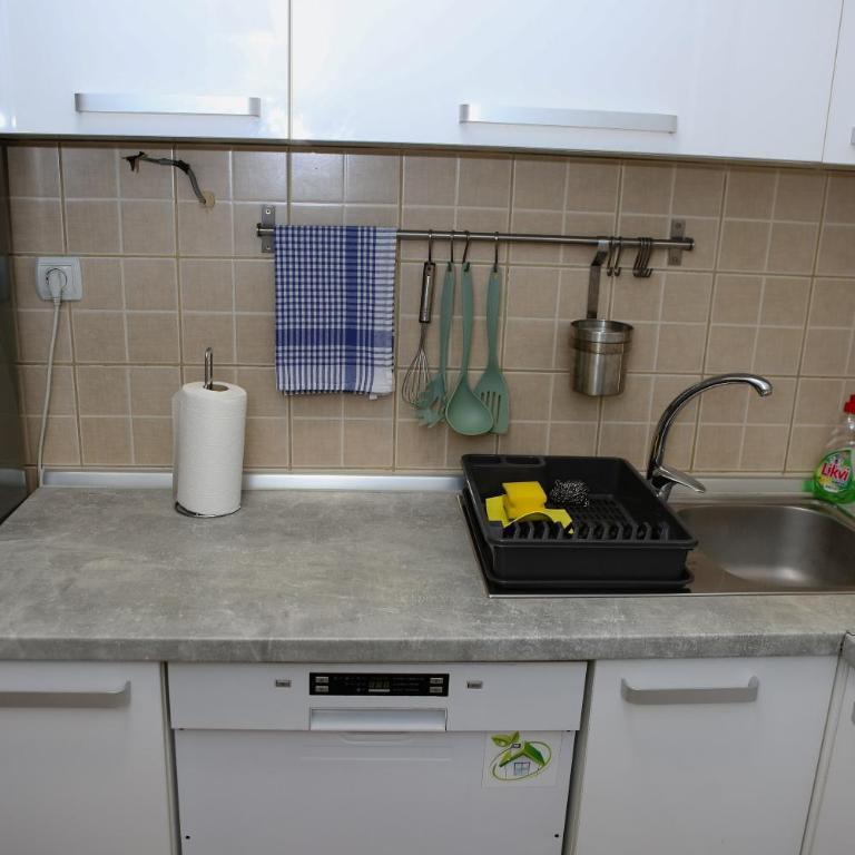 Iva Lux stan na dan - One-Bedroom Apartment - 37