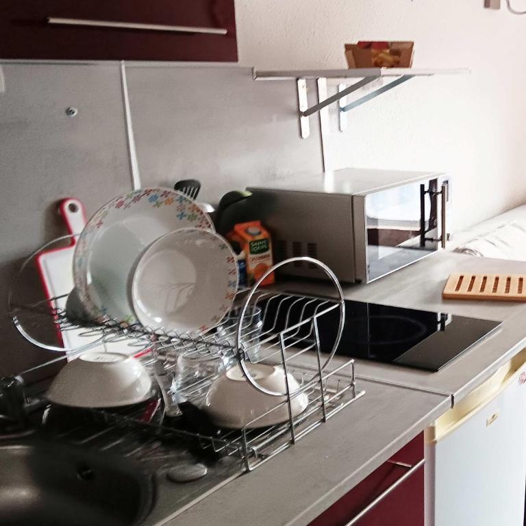 Studio 18 m2 tout confort 4pers location semaine du samedi au samedi au pied des pistes - Apartment mit 1 Schlafzimmer - 10