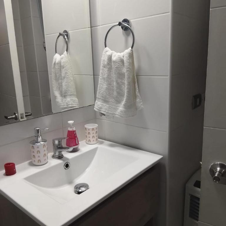 Acogedor home studio - One-Bedroom Apartment - 9