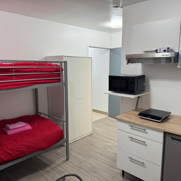 Appartement F, RESIDENCE DU RENOUVEAU, Stade de France, idéal pour 2 pers - One-Bedroom Apartment - 3