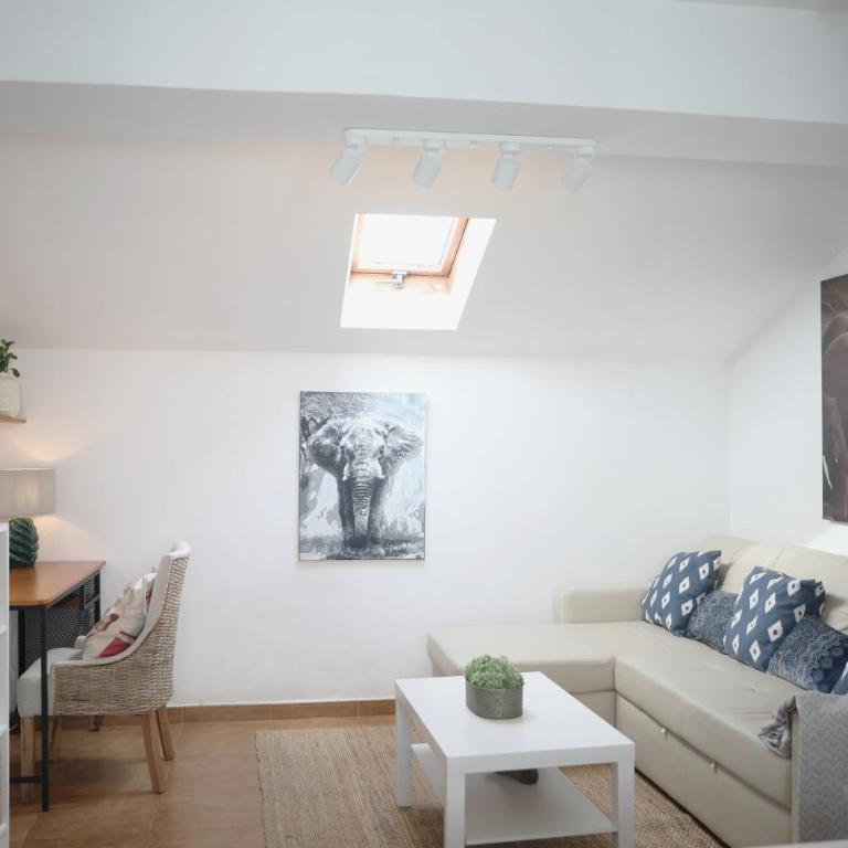 El ático de Marqués de Pidal - VUT-1420-AS - Apartamento de 1 dormitorio - 11