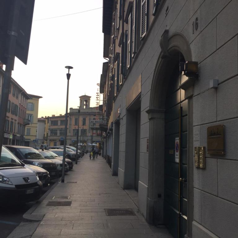 Bergamo Sottosopra - Camera Matrimoniale con Balcone - 18