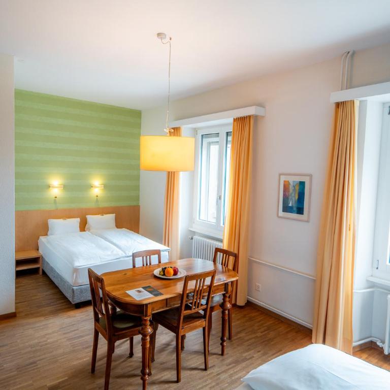 Hotel Haus Schönstatt contactless-Check-In - Multi Bed Room Standard - 4