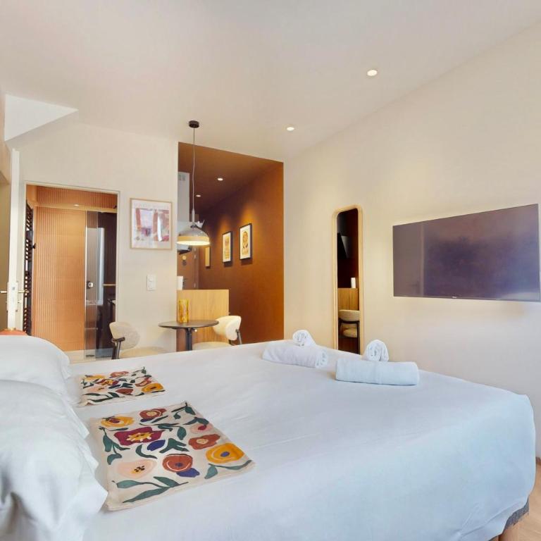Studio Moderne en plein coeur de la Vieille Ville d'Annecy - Apartment - 9