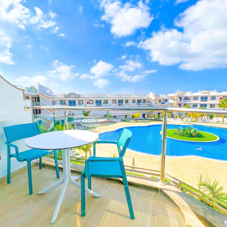 Hotel Cordial Marina Blanca - Apartamento con vistas a la piscina - 2