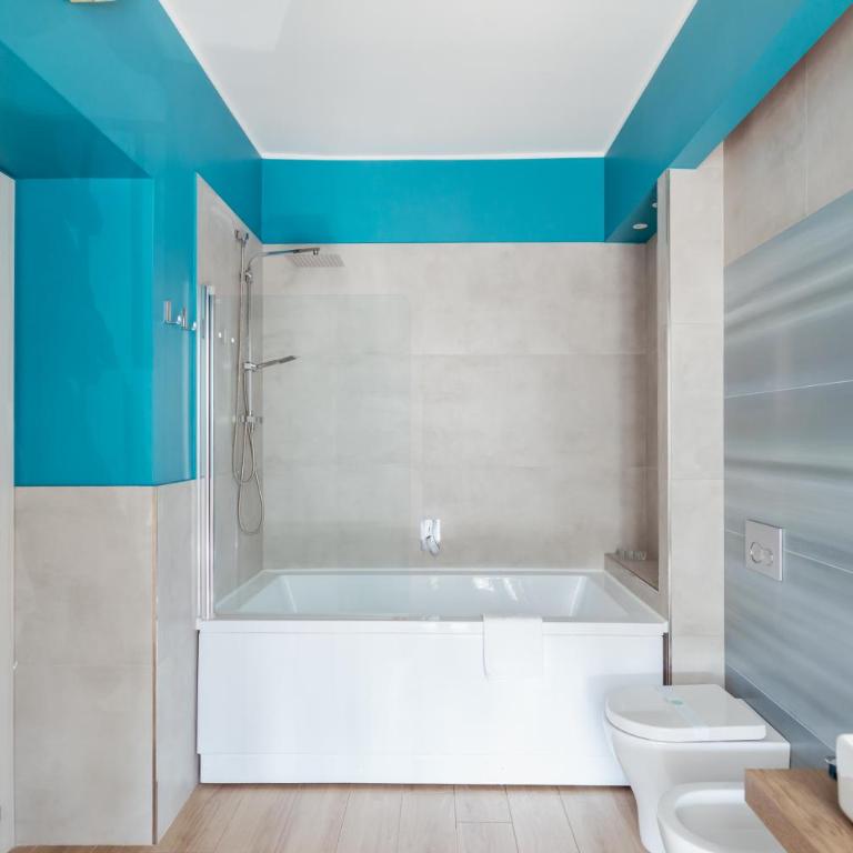 Suite Riviera 84 - Camera Queen con Vista Mare - 6