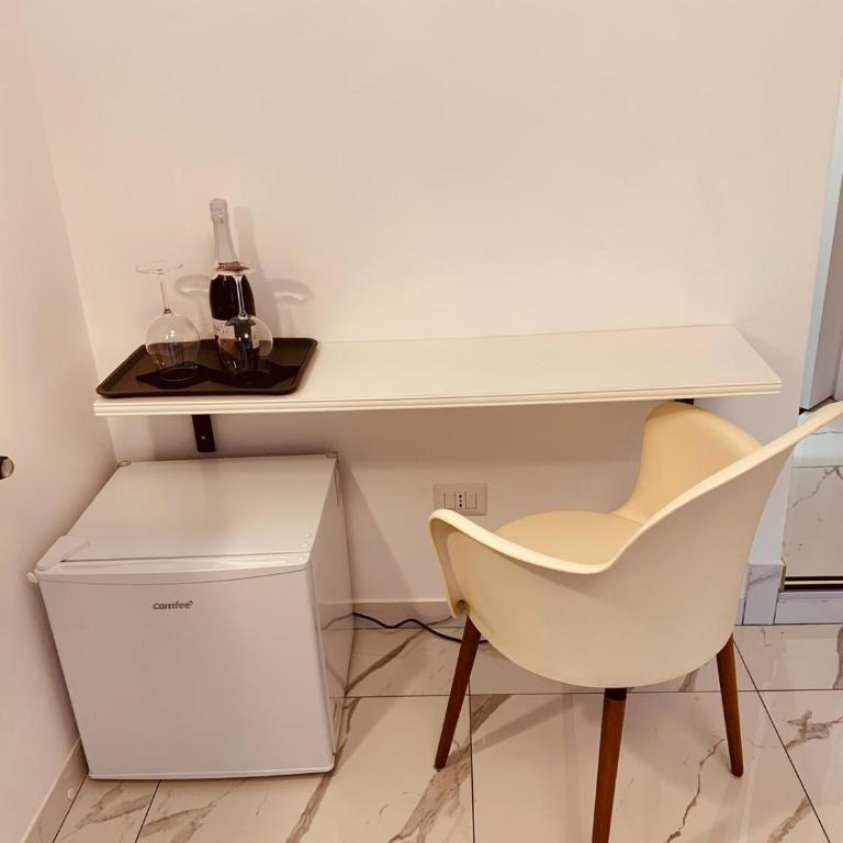 B&Baldo Vatican - Double Room with Balcony - 9