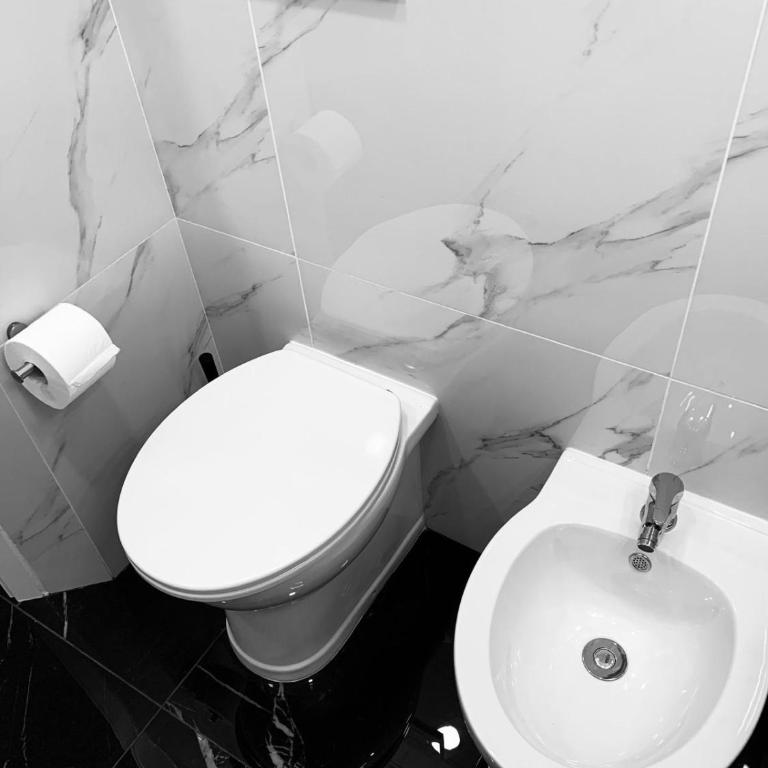 B&Baldo Vatican - Double Room with Balcony - 14