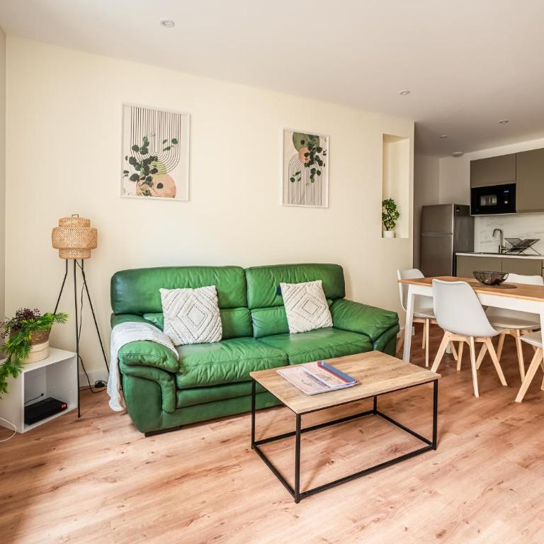 Chaleureux appartement, centre ville - Deluxe Apartment mit Balkon und 2 Schlafzimmern - 3