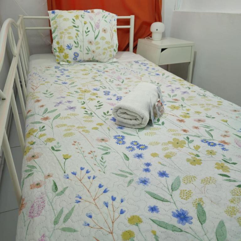 YOUTH HOSTEL - Central and Basic Drassanes - Habitación Individual con baño - 12