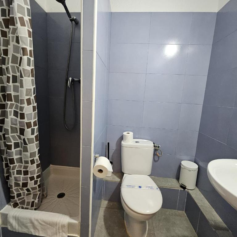 YOUTH HOSTEL - Central and Basic Drassanes - Habitación Individual con baño - 11