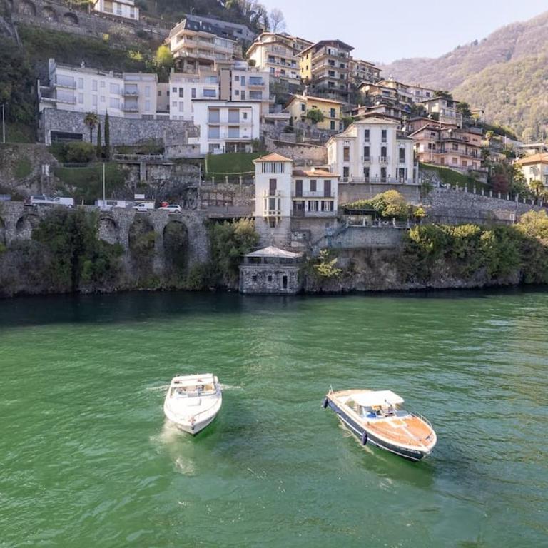 Storica Villa sul Lago di Como con darsena privata - Appartamento - 12