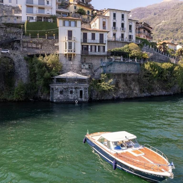Storica Villa sul Lago di Como con darsena privata - Appartamento - 14