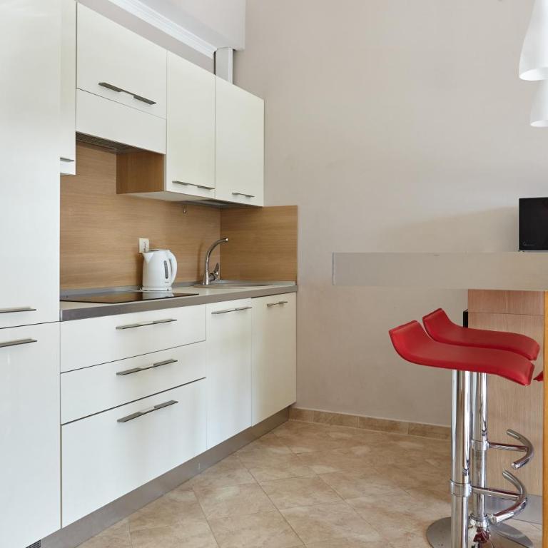 Cozy Apartment with Garden - Apartman sa 2 Spavaće Sobe - 10