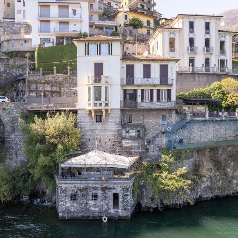 Storica Villa sul Lago di Como con darsena privata - Appartamento - 57