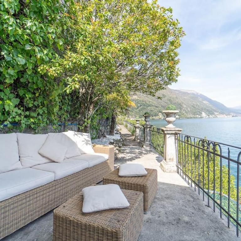 Storica Villa sul Lago di Como con darsena privata - Appartamento - 73