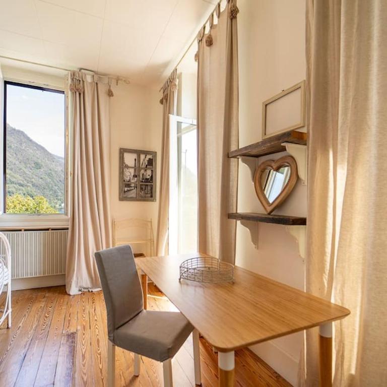Storica Villa sul Lago di Como con darsena privata - Appartamento - 74