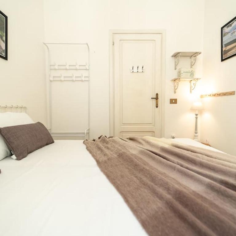 Storica Villa sul Lago di Como con darsena privata - Appartamento - 81