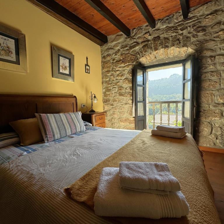 Casa Lula 1 Pendueles LLanes AR-685-AS - Three-Bedroom House - 5