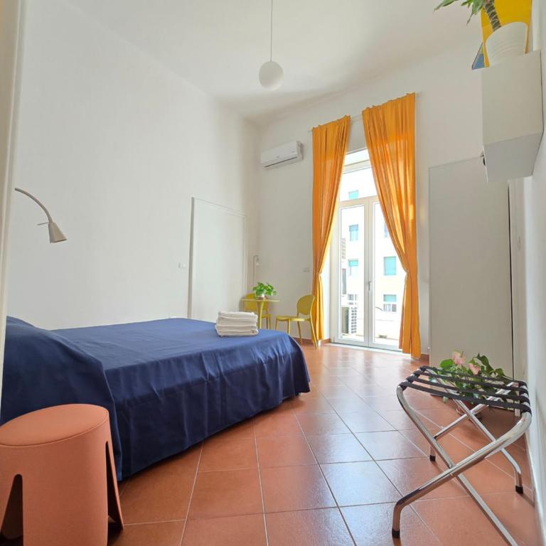 Il Fòllaro - Vomero - Camera Matrimoniale con Bagno Privato Esterno - 3