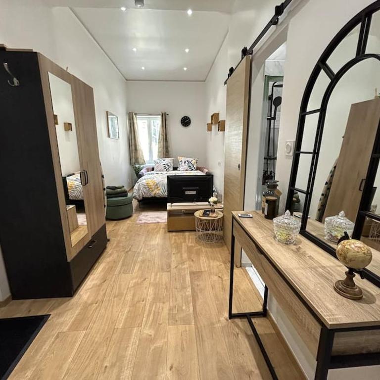 Studio confortable très proche du Centre de Nîmes - Appartamento con 1 Camera da Letto - 1