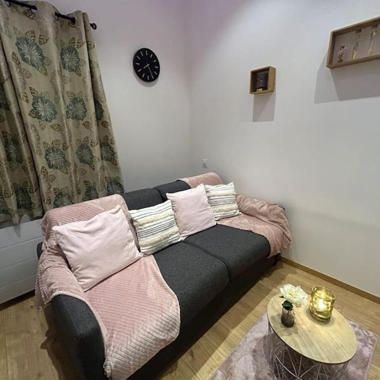 Studio confortable très proche du Centre de Nîmes - Appartamento con 1 Camera da Letto - 33