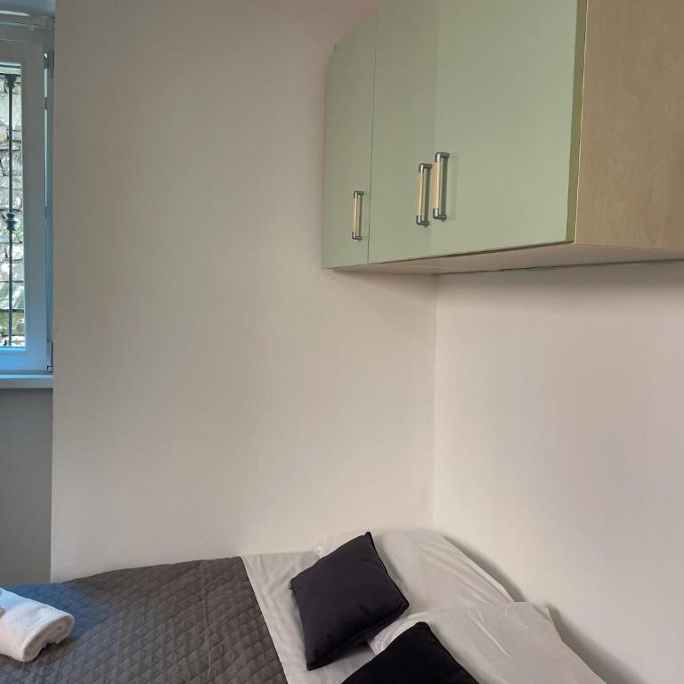 Roncati 7 center town studio apartments - Monolocale - 3