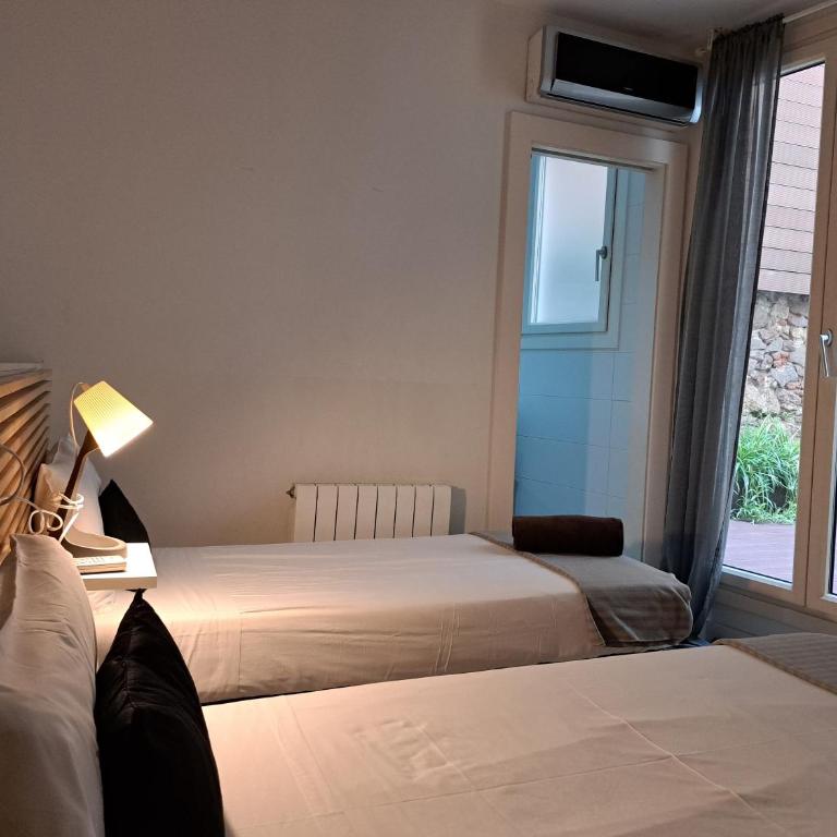 Poble Sec Apartments - Two-Bedroom Apartment - 11