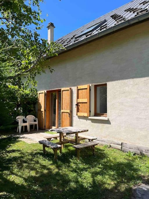 Appartement Etoile d'Argent, Fabulous Location, Garden, WIFI, Bike storage - Appartement 2 Chambres avec Vue sur la Montagne - 1