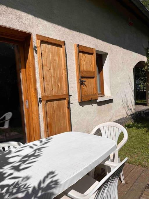 Appartement Etoile d'Argent, Fabulous Location, Garden, WIFI, Bike storage - Appartement 2 Chambres avec Vue sur la Montagne - 21