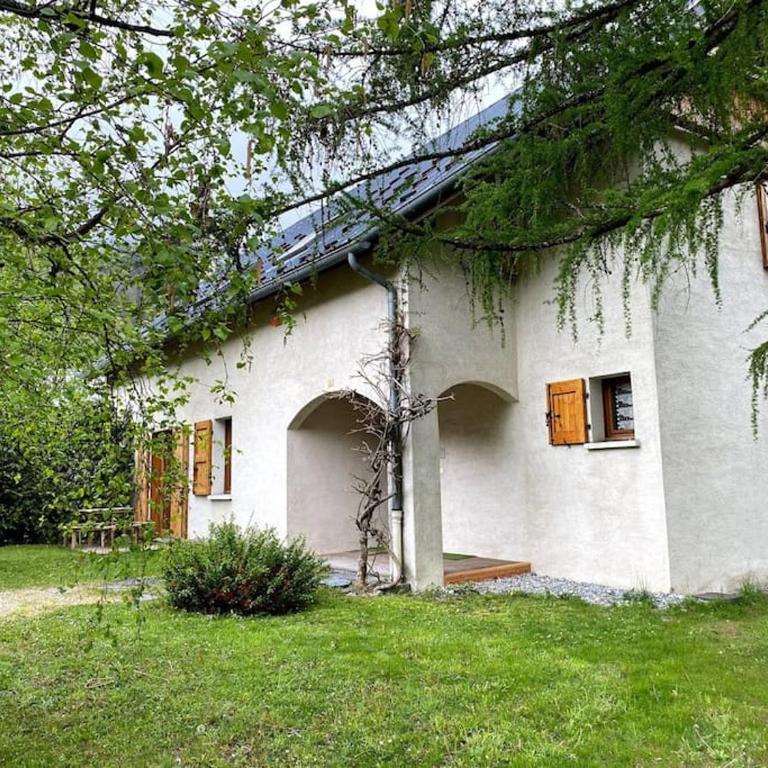 Appartement Etoile d'Argent, Fabulous Location, Garden, WIFI, Bike storage - Appartement 2 Chambres avec Vue sur la Montagne - 24