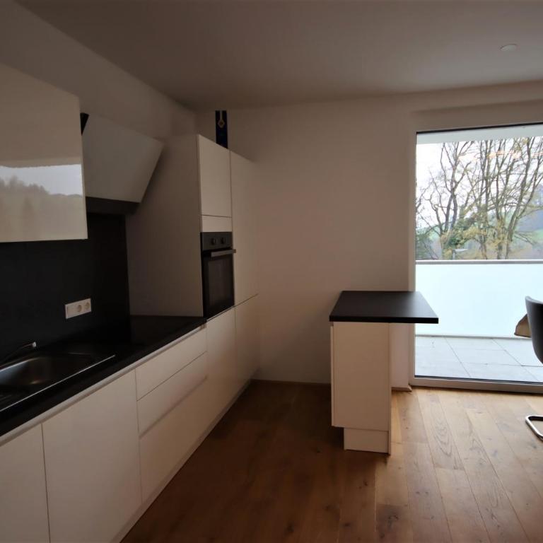 Blick auf Salzburg City - One-Bedroom Apartment - 5