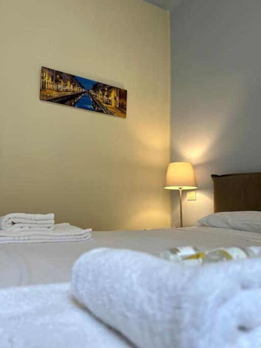 10 min da Navigli e centro - Appartamento con 1 Camera da Letto - 10