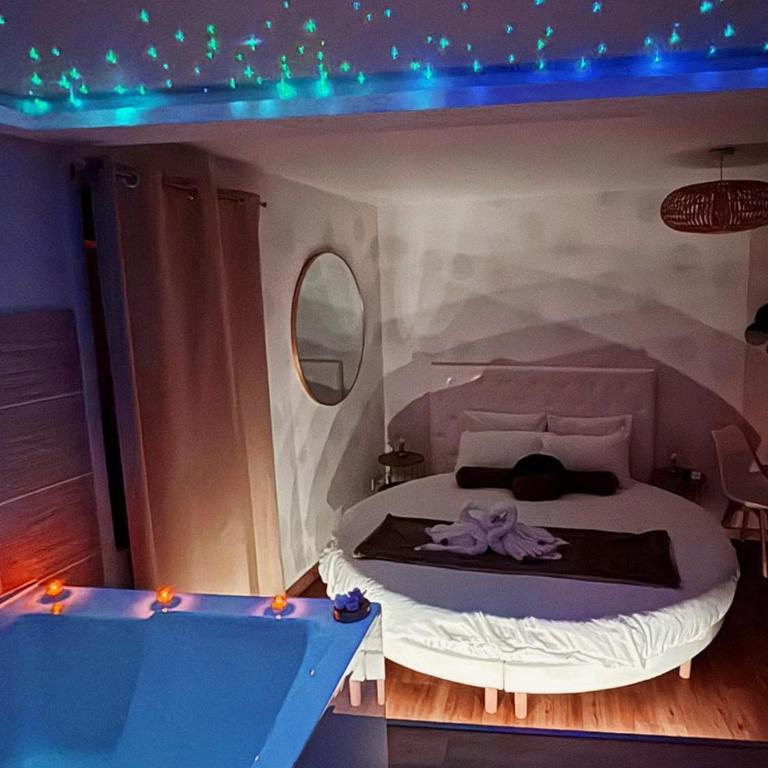Studio Love room Spa Baignoire double La Ciotat Centre port - One-Bedroom Apartment - 4