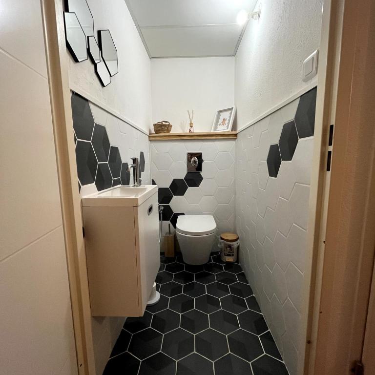 Le Félicità- T2 - Parking - Piscine - Appartement 1 Chambre - Vue sur Jardin - 7