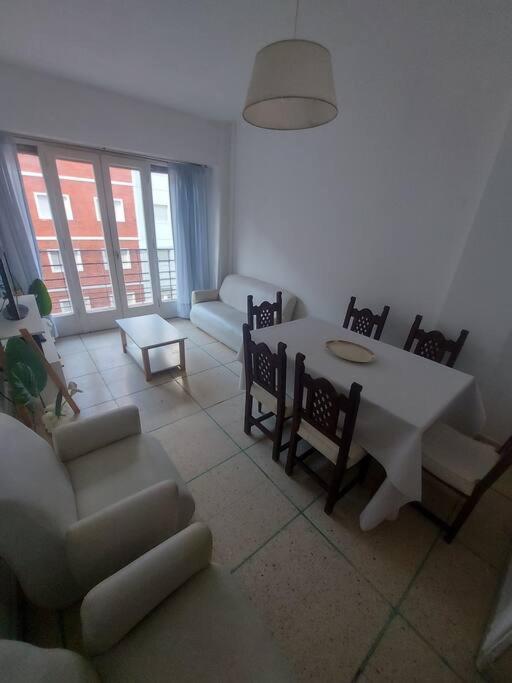 Depto Zona Centro 4 personas a 200m de la costa - Apartamento de 2 dormitorios - 15