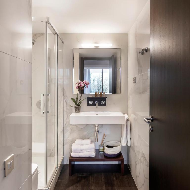 The Passage Homes - Simaba Group - One-Bedroom Apartment with Terrace - 10