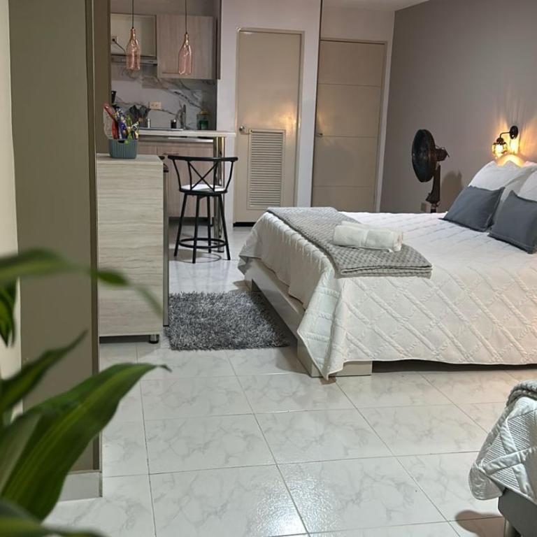Provenza Medellin Hotel Boutique - Family Studio - 4