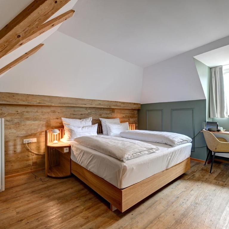 Hotel Uhland - Doppelzimmer - 1